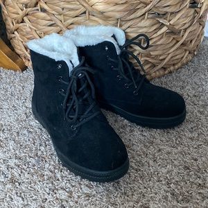 Black GO Fuzzy Boots